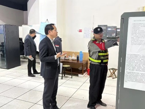 筑牢安全防线 守护生命港湾——青岛市公共卫生临床中心开展安全生产大检查暨防暴反恐应急演练